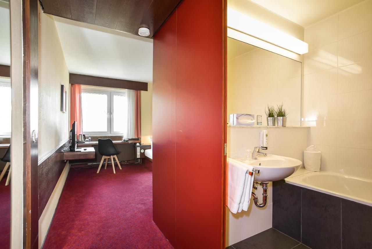 Kontaktlos Hotel Am Kappelberg Kontaktlos 펠바흐 외부 사진